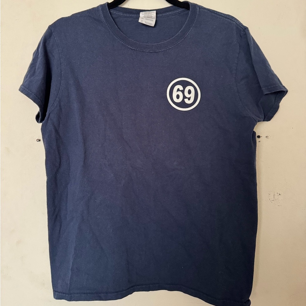 Hockey 69 Tee